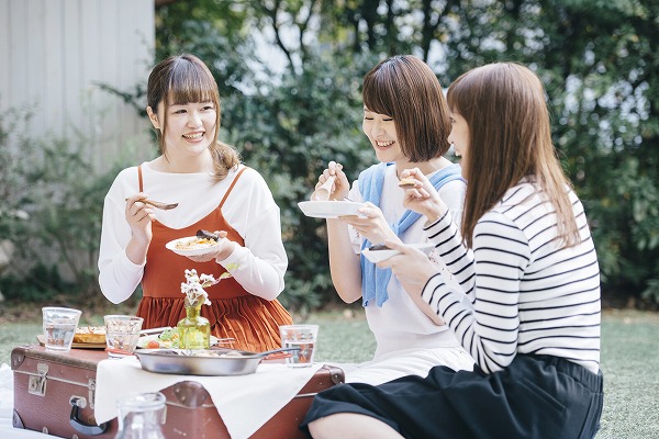 恋愛相談は女友達と男友達、どっちにするべき?