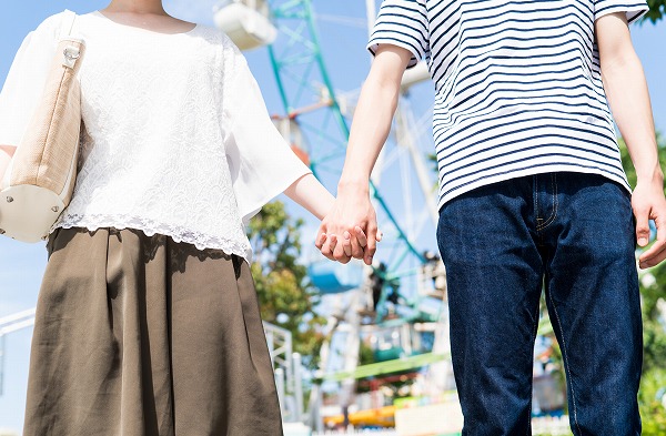 好きすぎる!彼氏への愛が大きい女子の悩みって?