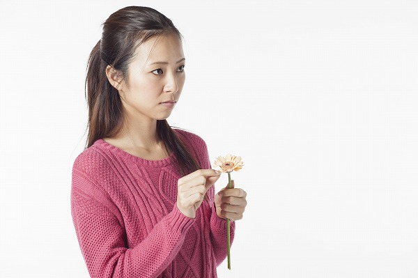 かえって彼に嫌われる?恋愛中毒は今すぐ改善!
