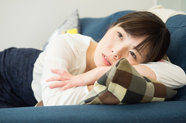 彼女だからかまってほしい!女子が上手にアピールする方法