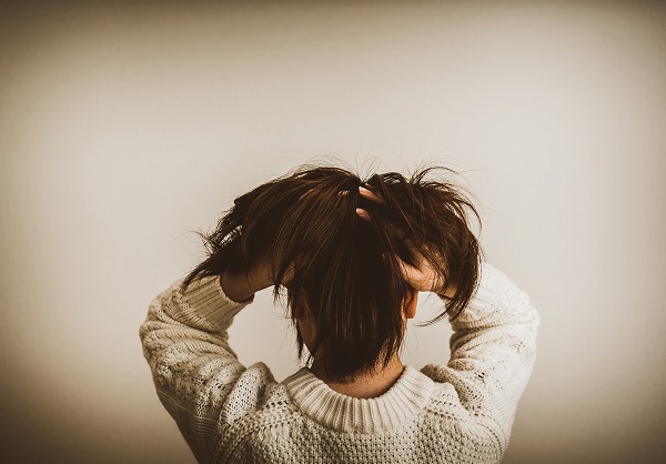 彼氏の負担になってない?あなたの重い女度をチェック