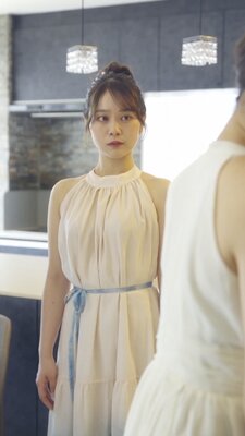 ���300���ߤη���뺧 76��